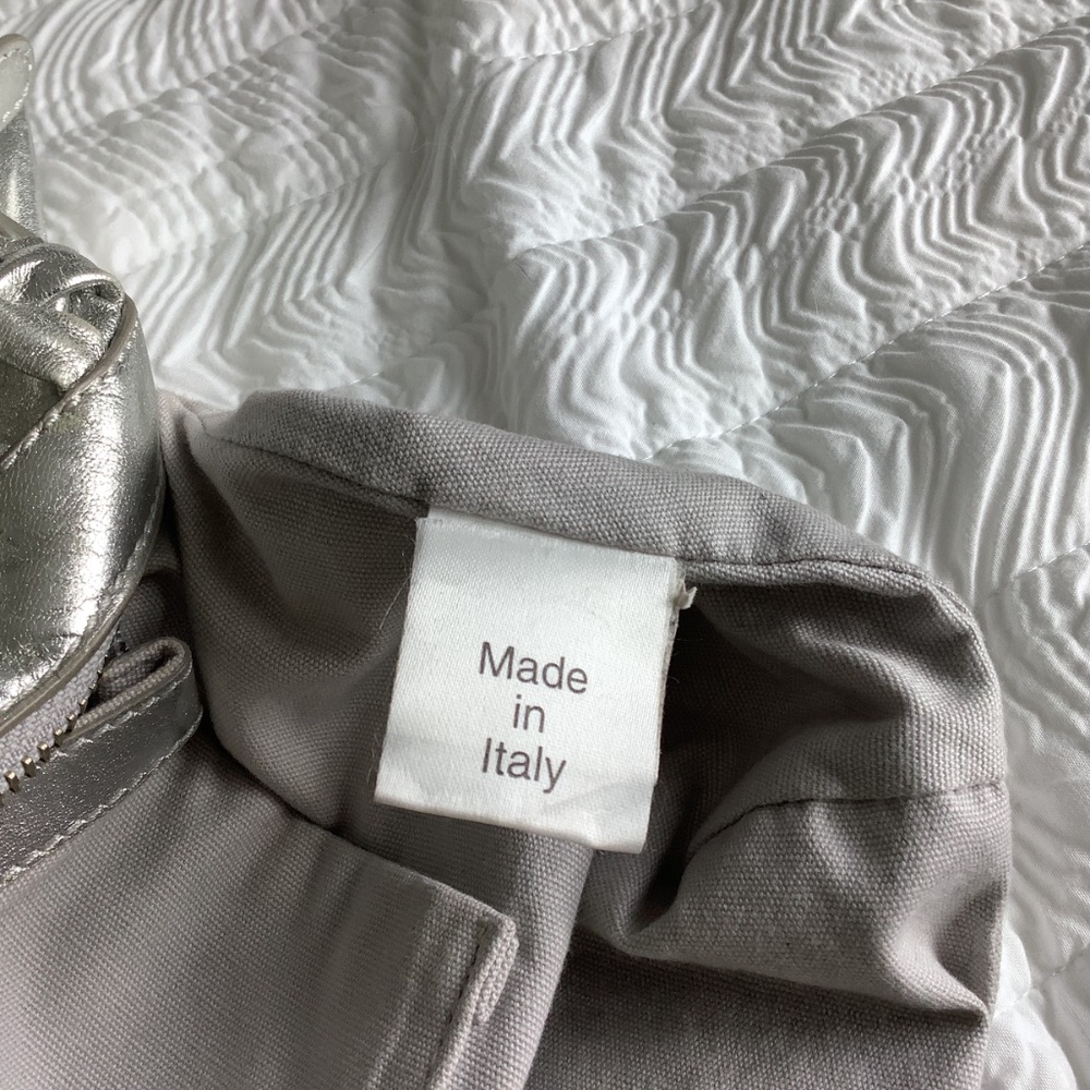 TOSCA BLU Silver Pleated Leather Shoulder Bag - Picture 9 of 16